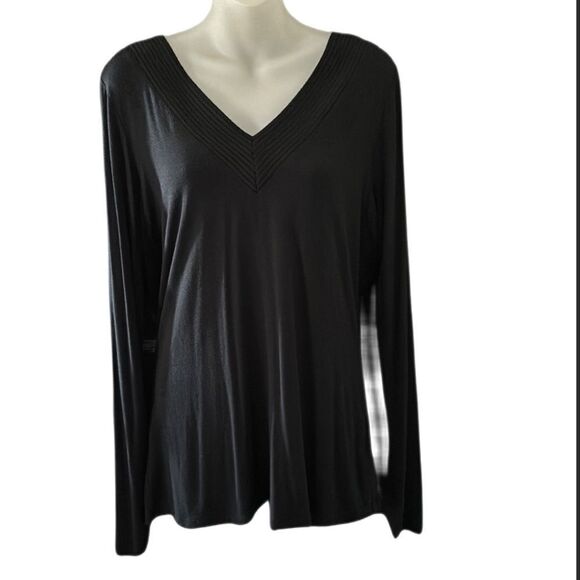 Banana Republic black v-neck top, L - Picture 3 of 7